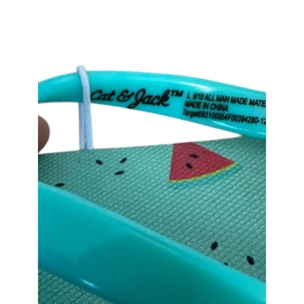 Cat & Jack splash into